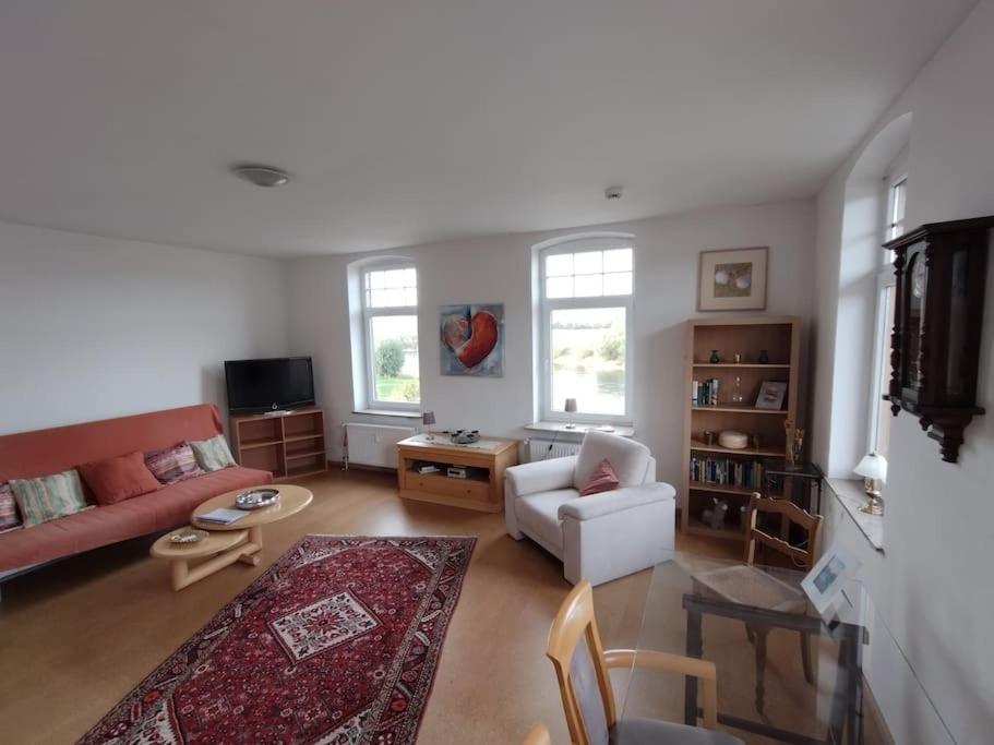 Ferienwohnung Mit Weserblick Und Kamin Hessisch Oldendorf Екстериор снимка